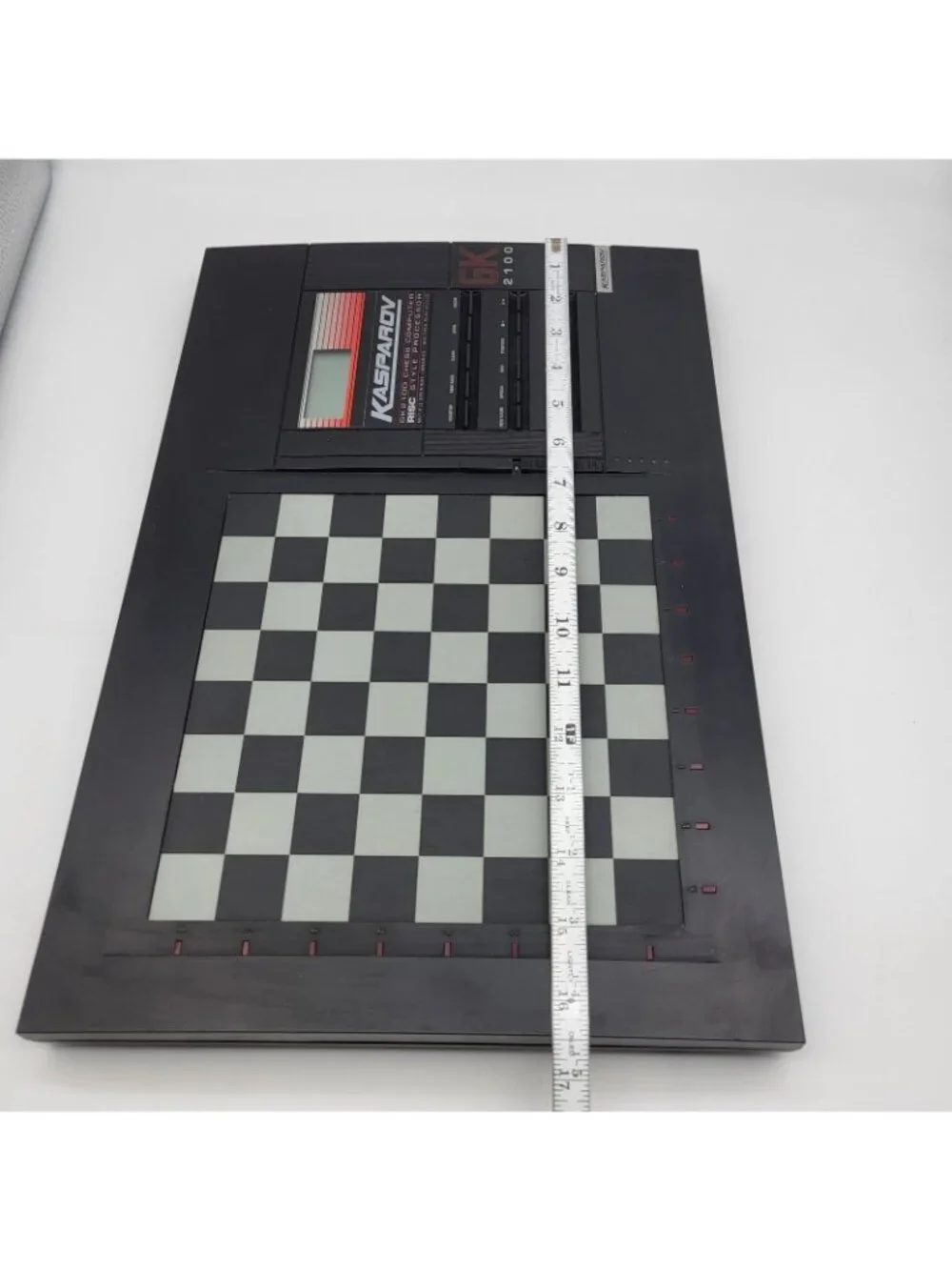 Saitek Kasparov GK 2100 Chess Computer trainer Vintage 90’s magnetic works